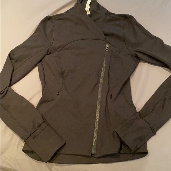 Lululemon sweeter - Picture 1 of 8